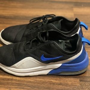 Black Nike Size 10 in Men